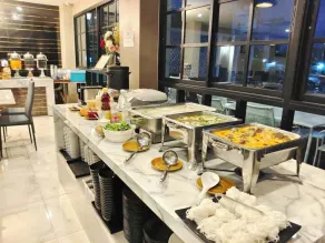 โคโค่ โฮเทล KOCO Hotel - Restaurant