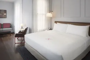 Axiom Hotel - Chambre