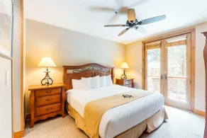 Timbers 3076 by SummitCove Lodging in Colorado - Room