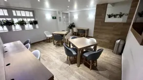 Hotel Embassy - Reception