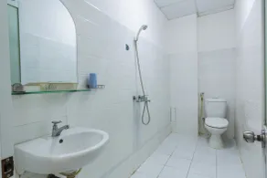 Hotel Hoa Cúc Phương Dĩ An - Bình Dương - Salle de bain
