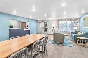 WoodSpring Suites Elkhart - Hall