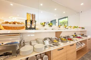 DIAMOND Luxury Hotel - Restaurant