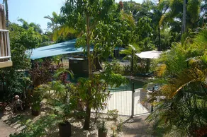 Pacific Sands Holiday Apartments - Pool