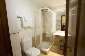 Hotel Reyes Catolicos - Bad
