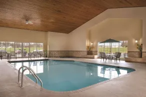 Country Inn & Suites by Radisson, Germantown, WI - Piscine