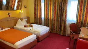 City Hotel Neunkirchen - Værelse