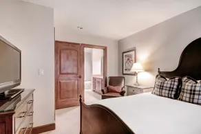 Legendary Lodging at the Ritz Carlton Residences Vail, A Vail Resorts Property - Room
