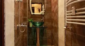 Raya Maisonette - Bathroom