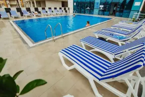 New Wave Hotel - Pool