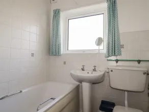 5 Carlyon Road - Baño