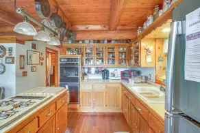Lakefront Winter Retreat in Remer w/ Fire Pit! - Innenbereich