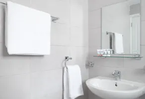 Al Jisr Hotel - Bathroom
