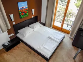 Hotel Nikola - Habitación