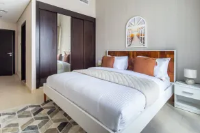 Modern Luxury Living in This 3BR Apt in Downtown Dubai - Chambre
