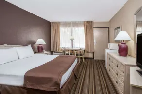 Travelodge by Wyndham Deltona - Chambre