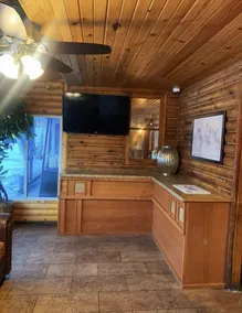 Rumorz Neighborhood Hideaway - Lobby