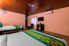Treebo River View - Quarto