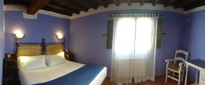 El Canchal de la Gallina -Cafetería -Aparcamiento gratis - Jacuzzi - Piscina de agua caliente abierta hasta el 12 de Octubre - Værelse