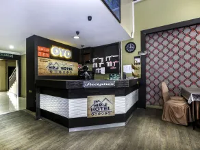 OYO 717 Mr J Hotel Wakaf Che Yeh 2 - Rezeption