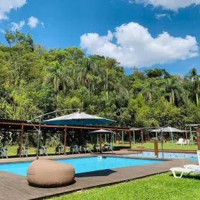 CHALÉS SUIÇOS - Românticos na Natureza para adultos - Pernoite das 17h às 11h - Pool