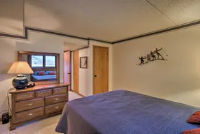 7 Mi to Keystone Resort: Condo w/ Hot Tub & Pool - Interior