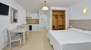 SOL by Meliá Cala d'Or Apartamentos - Zimmer