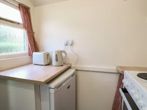 The Bowtop Gypsy Caravan - Private kitchen