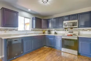 Spacious Aurora Home: 20 Mi to Downtown Denver! - Interiör