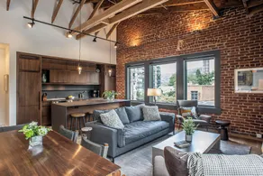 Elevation Lofts Hotel - Utsikt från rummet