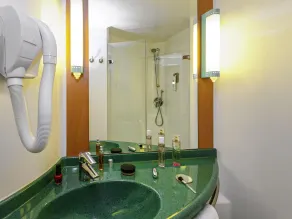 ibis Longwy Mexy - Quarto