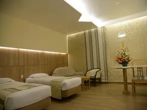 Hotel Heritage Inn - Room
