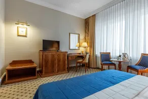 Natsionalny Hotel - Room