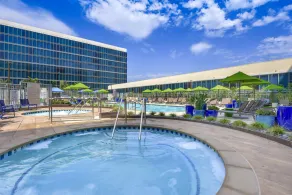 Hilton Anaheim - Pool