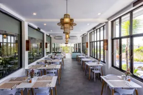 Luxotic Private Villa and Resort - Restaurant