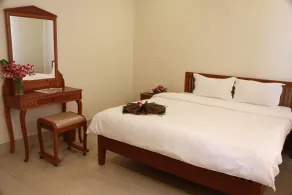Lux Riverside Hotel & Apartment - Room
