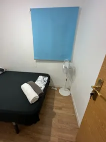 Fast Single Rooms - Værelse