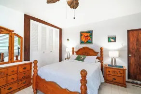 Coconut Palms Inn - Room