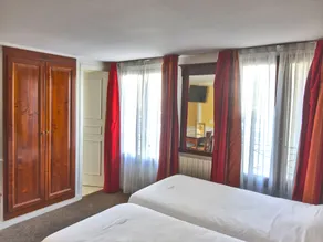 Hotel Touring - Room