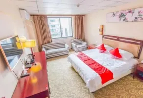 Luoya Fengqing Hotel - Værelse
