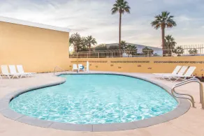 Days Inn by Wyndham Indio - Piscine