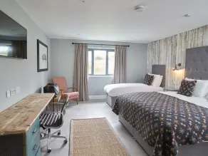 The Pig Shed Motel - Room