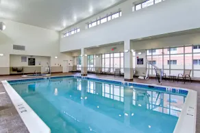 Homewood Suites by Hilton Woodbridge - Piscine