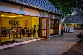 Biggy Best Boutique Hotel & Self Catering Cottages - Restaurant