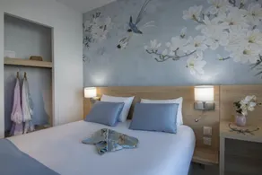 Hôtel Chambord, Menton - Chambre