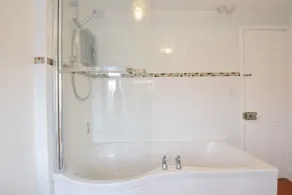 1 Tailors Cottage, Woodbridge - Bathroom