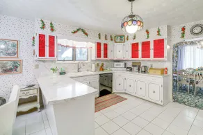 Princeton Mtn-view Estate: Vintage Charm - Intérieur