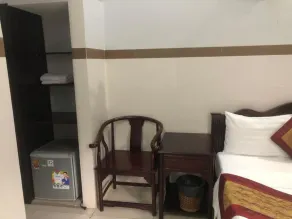 Mai Vuong Thuy Hotel - Rom
