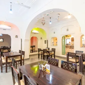 Bloom Boutique l Chelon Haveli - Ristorante