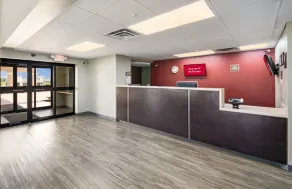 Red Roof Inn & Suites Austin East - Manor - Lobby